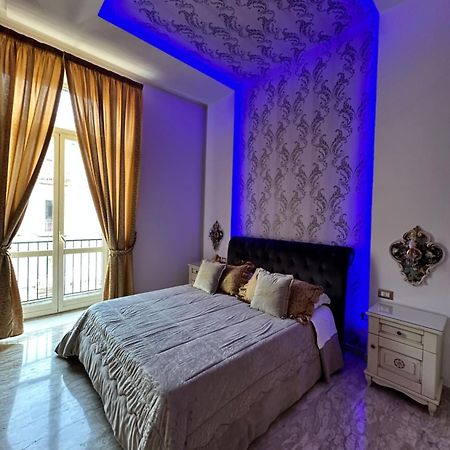 Gold94 Bed & Breakfast Napoli Bagian luar foto