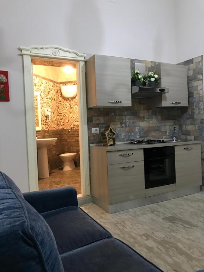 Gold94 Bed & Breakfast Napoli Bagian luar foto