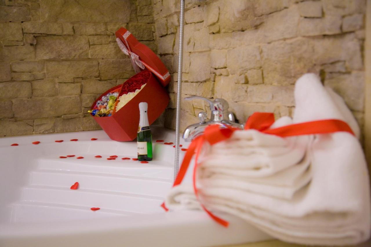 Gold94 Bed & Breakfast Napoli Bagian luar foto