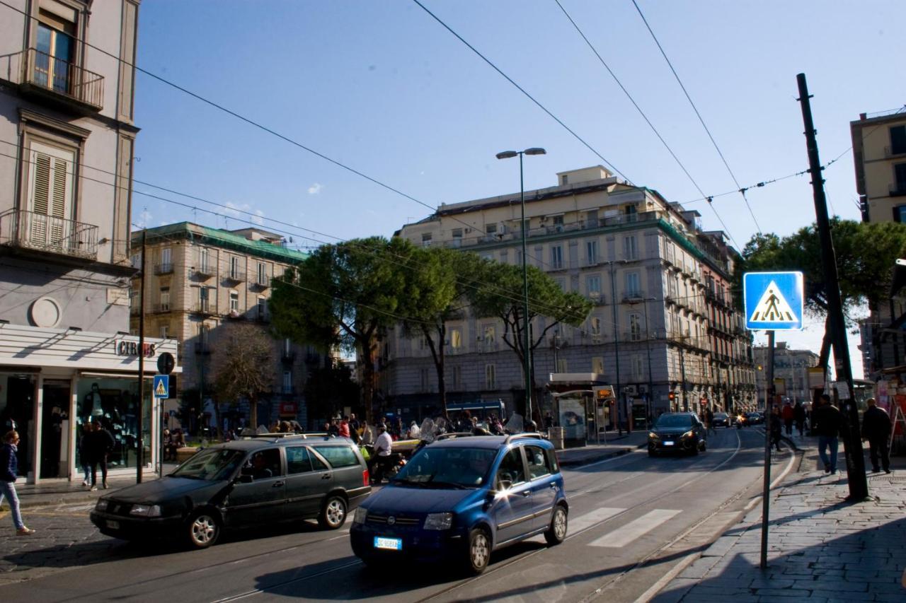 Gold94 Bed & Breakfast Napoli Bagian luar foto