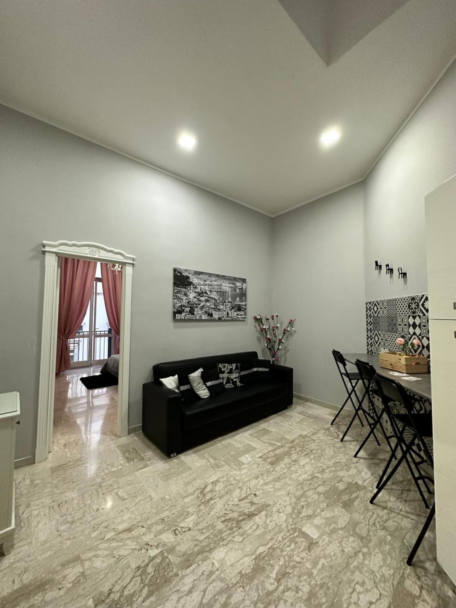 Gold94 Bed & Breakfast Napoli Bagian luar foto